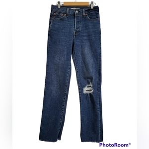 Levi's Wedgie Straight Freyed Hem Medium Wash‎ Size 26